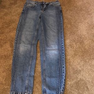 urban outfitters pinned leg mom jeans